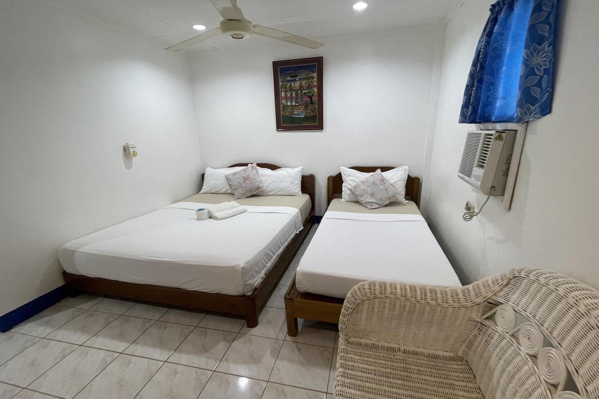 Casa De Praxides Tourist Inn Palawan 푸에르토프린세사 외부 사진